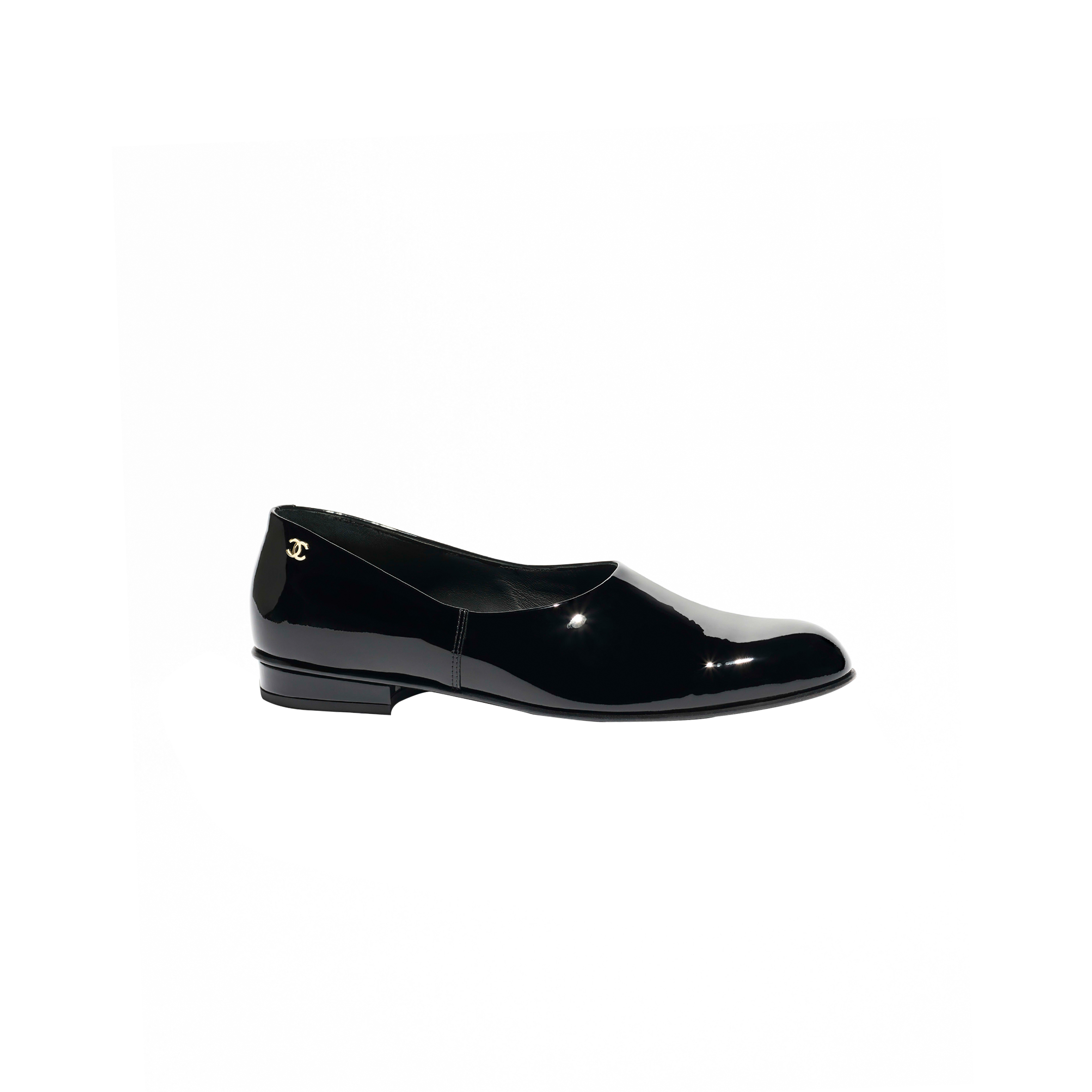 CHANEL MOCCASINS PATENT CALFSKIN BLACK G46194